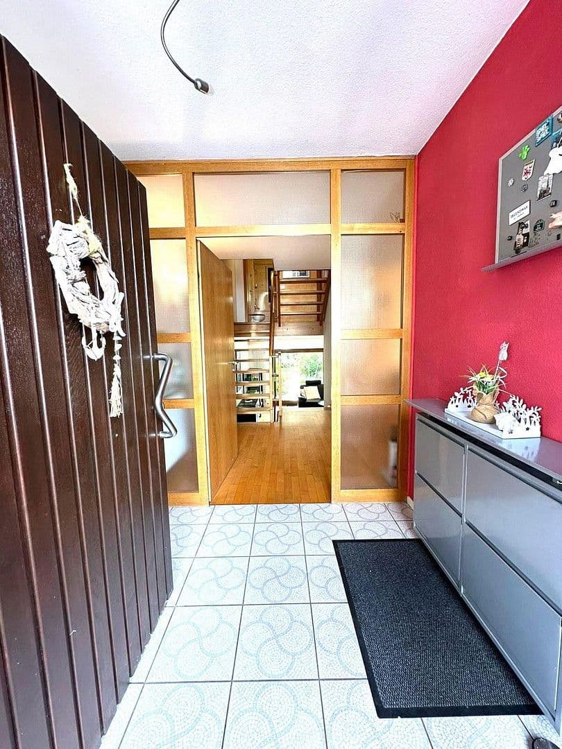 Predaj domu 134 m², pozemek 311 m², Ludwigstr. 84b, Jockgrim, Porýnie-Falcko Predaj domu 134 m², pozemek 311 m², Ludwigstr. 84b, Jockgrim, Porýnie-Falcko