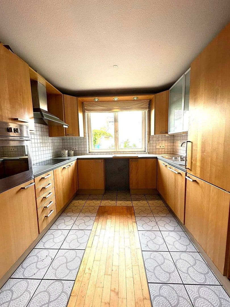 Predaj domu 134 m², pozemek 311 m², Ludwigstr. 84b, Jockgrim, Porýnie-Falcko Predaj domu 134 m², pozemek 311 m², Ludwigstr. 84b, Jockgrim, Porýnie-Falcko