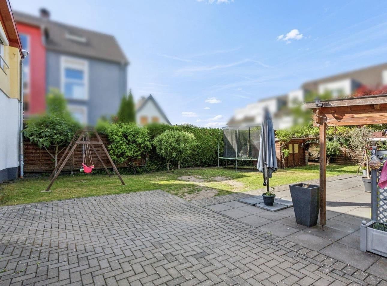 Predaj domu 200 m², pozemek 630 m², Troisdorf, Severné Porýnie - Westfálsko Predaj domu 200 m², pozemek 630 m², Troisdorf, Severné Porýnie - Westfálsko