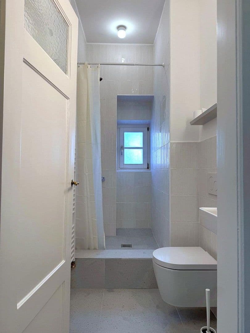 Prenájom bytu 2-izbový 66 m², München, Bavorsko Prenájom bytu 2-izbový 66 m², München, Bavorsko