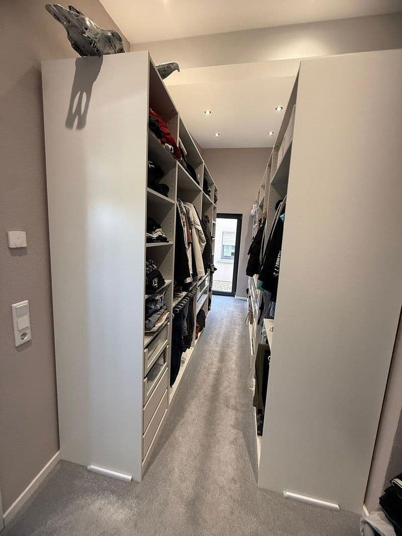 Predaj domu 260 m², pozemek 1.659 m², Fichtenau, Bádensko-Wurttembersko Predaj domu 260 m², pozemek 1.659 m², Fichtenau, Bádensko-Wurttembersko