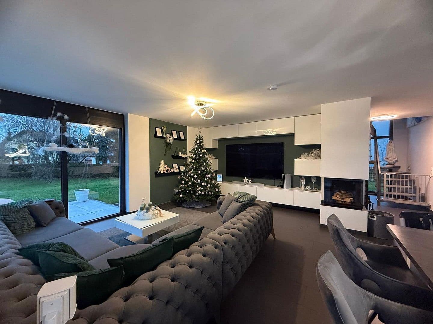 Predaj domu 260 m², pozemek 1.659 m², Fichtenau, Bádensko-Wurttembersko Predaj domu 260 m², pozemek 1.659 m², Fichtenau, Bádensko-Wurttembersko