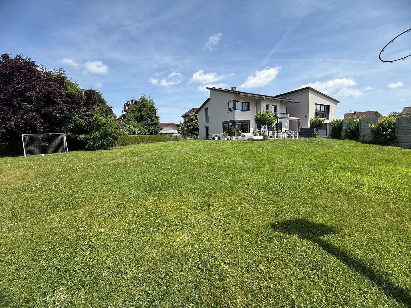 Predaj domu 260 m², pozemek 1.659 m², Fichtenau, Bádensko-Wurttembersko Predaj domu 260 m², pozemek 1.659 m², Fichtenau, Bádensko-Wurttembersko