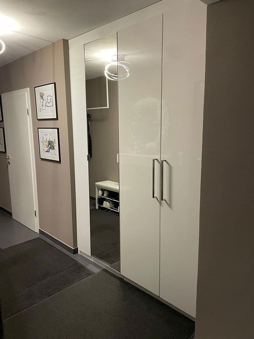 Predaj domu 260 m², pozemek 1.659 m², Fichtenau, Bádensko-Wurttembersko Predaj domu 260 m², pozemek 1.659 m², Fichtenau, Bádensko-Wurttembersko