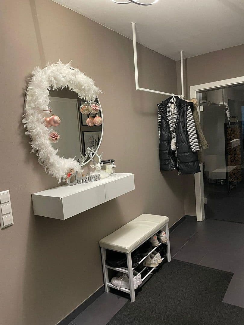 Predaj domu 260 m², pozemek 1.659 m², Fichtenau, Bádensko-Wurttembersko Predaj domu 260 m², pozemek 1.659 m², Fichtenau, Bádensko-Wurttembersko