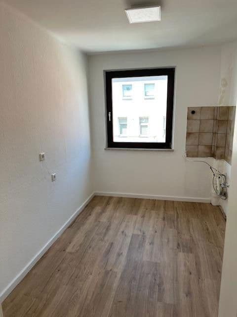 Prenájom bytu 2-izbový 40 m², Kirchenstr. 18, Nürnberg, Bavorsko Prenájom bytu 2-izbový 40 m², Kirchenstr. 18, Nürnberg, Bavorsko