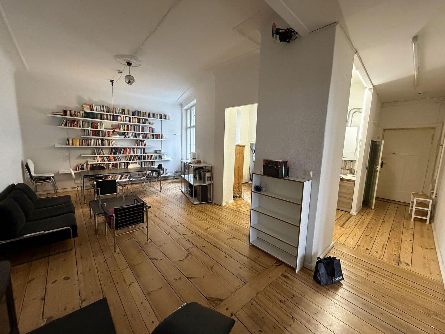 Predaj bytu 2-izbový 76 m², Huttenstrasse 28, Berlin, Berlín Predaj bytu 2-izbový 76 m², Huttenstrasse 28, Berlin, Berlín