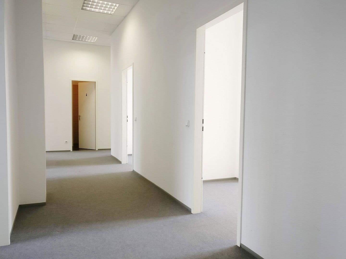 Prenájom kancelárie 164 m², Hauptstraße 6c, Berlin, Berlín Prenájom kancelárie 164 m², Hauptstraße 6c, Berlin, Berlín