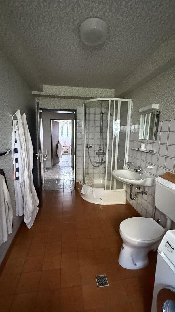 Predaj domu 224 m², pozemek 701 m², Mainhausen, Hesensko Predaj domu 224 m², pozemek 701 m², Mainhausen, Hesensko