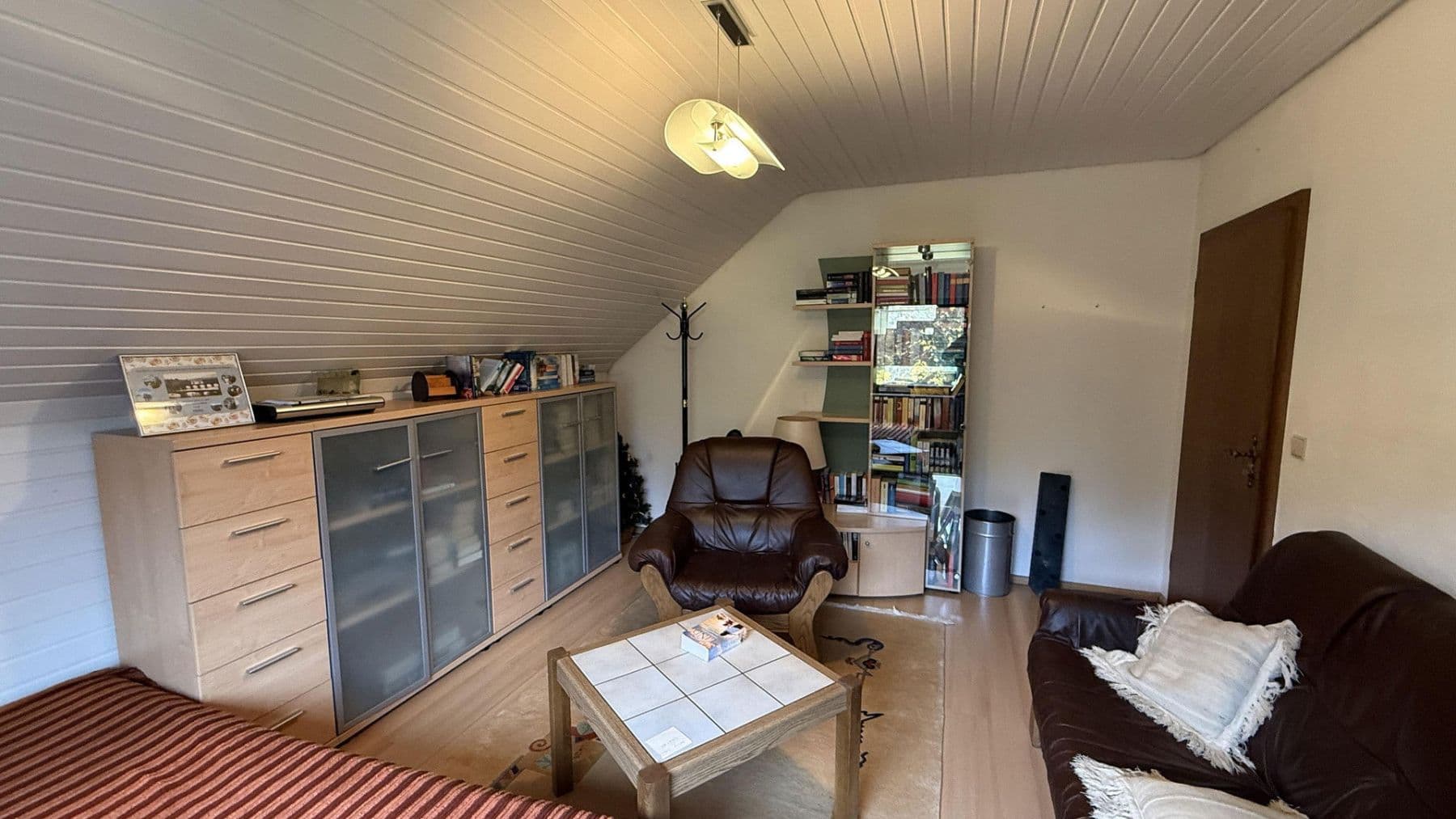 Predaj domu 224 m², pozemek 701 m², Mainhausen, Hesensko Predaj domu 224 m², pozemek 701 m², Mainhausen, Hesensko