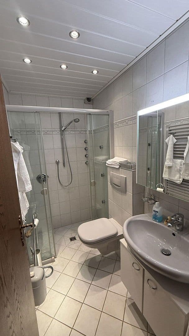 Predaj domu 224 m², pozemek 701 m², Mainhausen, Hesensko Predaj domu 224 m², pozemek 701 m², Mainhausen, Hesensko