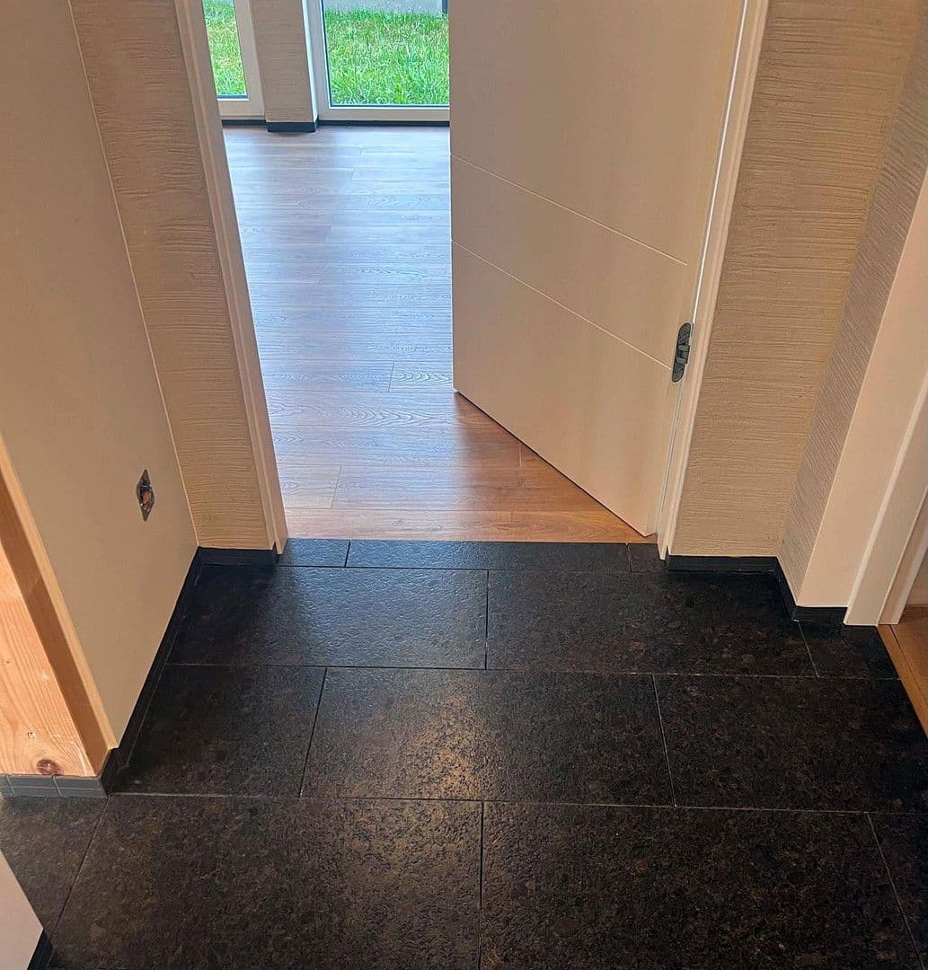 Predaj domu 300 m², pozemek 900 m², Solingen, Severné Porýnie - Westfálsko Predaj domu 300 m², pozemek 900 m², Solingen, Severné Porýnie - Westfálsko