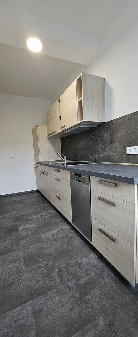 Prenájom bytu 1-izbový 37 m², Suhl, Durínsko Prenájom bytu 1-izbový 37 m², Suhl, Durínsko