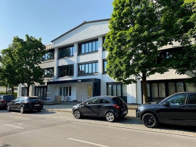 Prenájom kancelárie 370 m², Bahnhofstr. 18, Unterföhring, Bavorsko Prenájom kancelárie 370 m², Bahnhofstr. 18, Unterföhring, Bavorsko