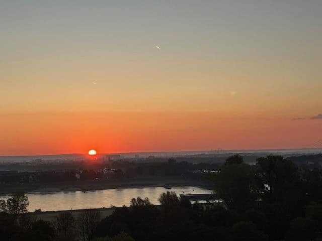 Prenájom bytu 1-izbový 33 m², Neuss, Severné Porýnie - Westfálsko Prenájom bytu 1-izbový 33 m², Neuss, Severné Porýnie - Westfálsko