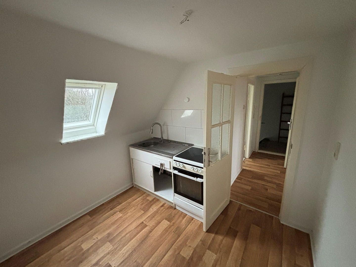 Predaj domu 126 m², pozemek 165 m², Königsberger Str. 1b, Kellinghusen, Šlezvicko-Holštajnsko Predaj domu 126 m², pozemek 165 m², Königsberger Str. 1b, Kellinghusen, Šlezvicko-Holštajnsko