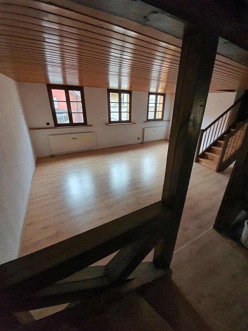 Prenájom bytu 3-izbový 145 m², Stockach, Bádensko-Wurttembersko Prenájom bytu 3-izbový 145 m², Stockach, Bádensko-Wurttembersko