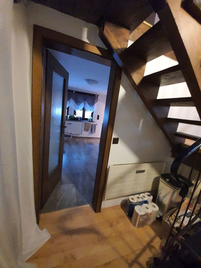 Prenájom bytu 3-izbový 145 m², Stockach, Bádensko-Wurttembersko Prenájom bytu 3-izbový 145 m², Stockach, Bádensko-Wurttembersko