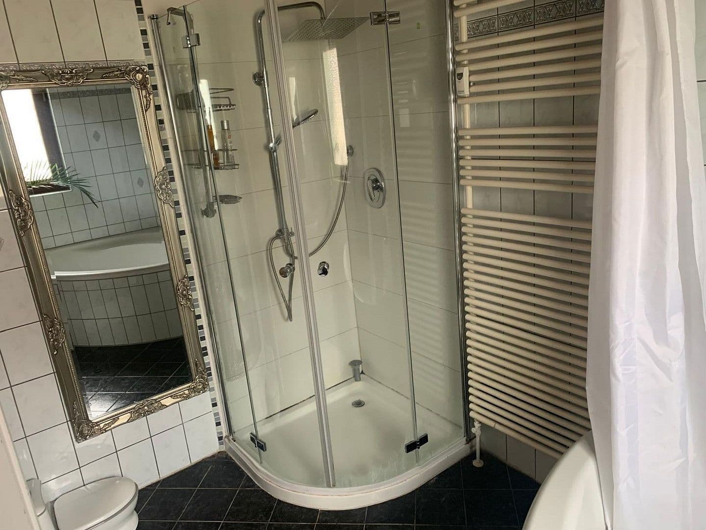 Predaj bytu 5-izbový 113 m², Neckartailfingen, Bádensko-Wurttembersko Predaj bytu 5-izbový 113 m², Neckartailfingen, Bádensko-Wurttembersko