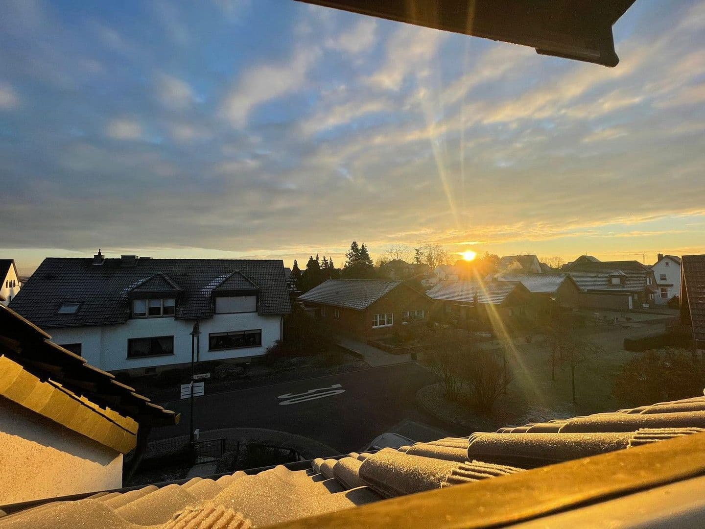 Predaj domu 187 m², pozemek 330 m², Niederkassel, Severné Porýnie - Westfálsko Predaj domu 187 m², pozemek 330 m², Niederkassel, Severné Porýnie - Westfálsko