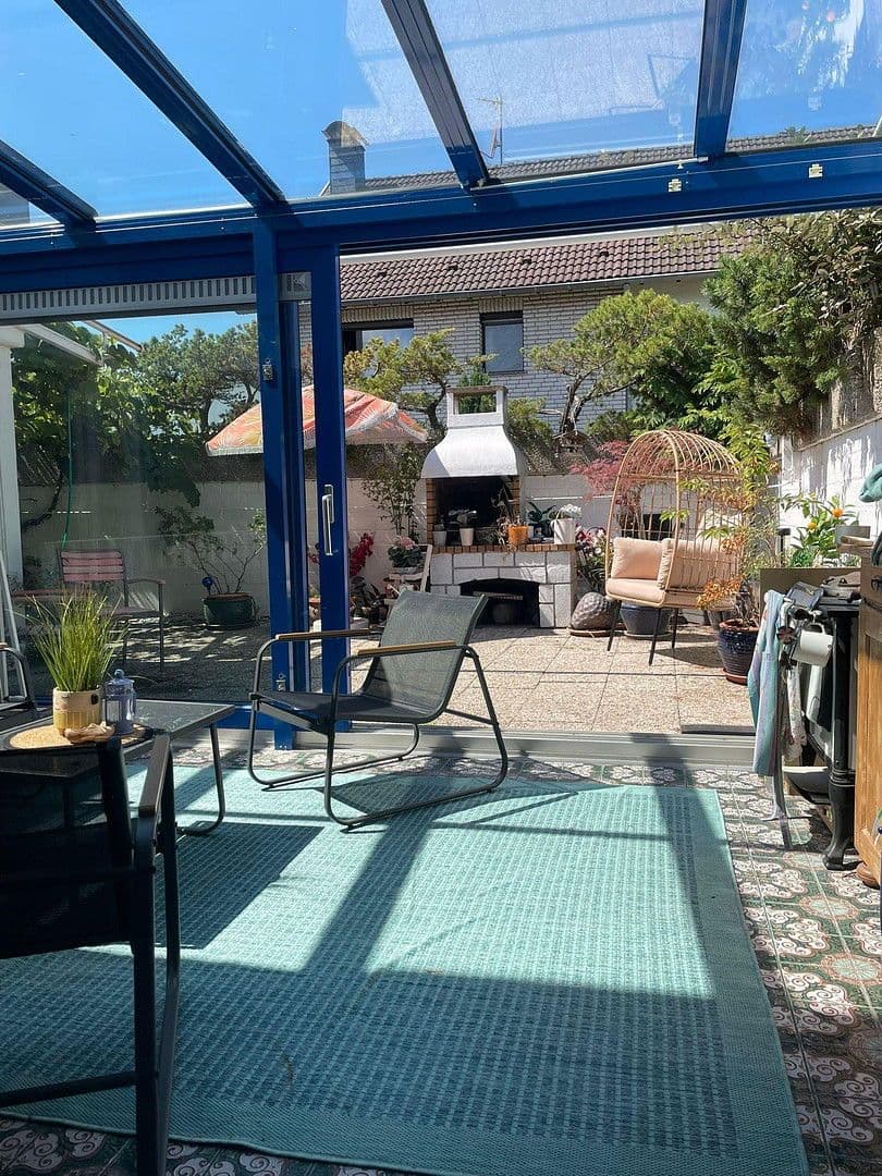 Predaj domu 187 m², pozemek 330 m², Niederkassel, Severné Porýnie - Westfálsko Predaj domu 187 m², pozemek 330 m², Niederkassel, Severné Porýnie - Westfálsko