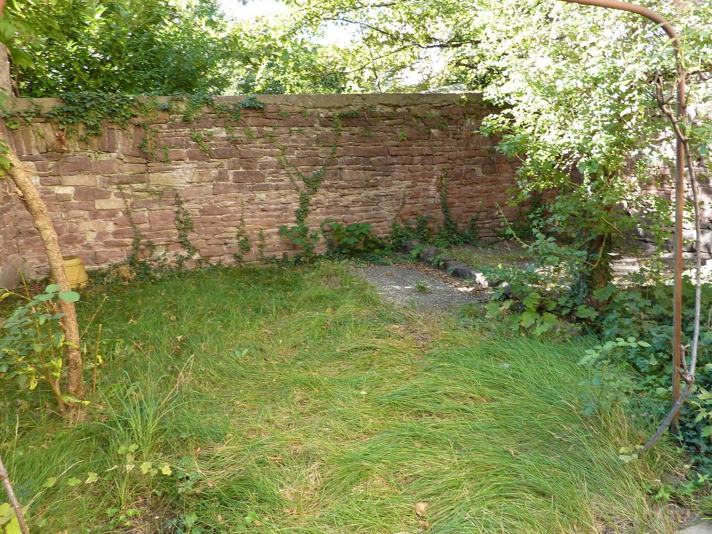 Prenájom bytu 4-izbový 120 m², Douglasstr. 6, Karlsruhe, Bádensko-Wurttembersko Prenájom bytu 4-izbový 120 m², Douglasstr. 6, Karlsruhe, Bádensko-Wurttembersko