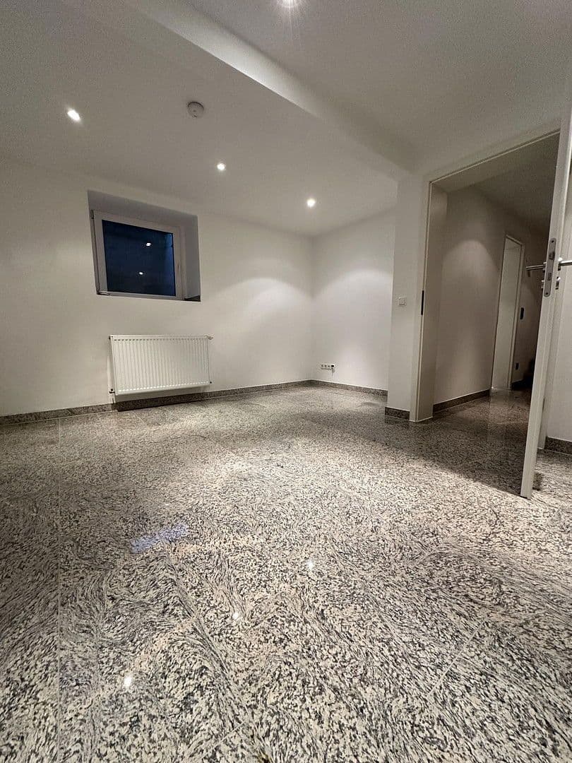 Prenájom domu 100 m², pozemek 600 m², Wetter (Ruhr), Severné Porýnie - Westfálsko Prenájom domu 100 m², pozemek 600 m², Wetter (Ruhr), Severné Porýnie - Westfálsko