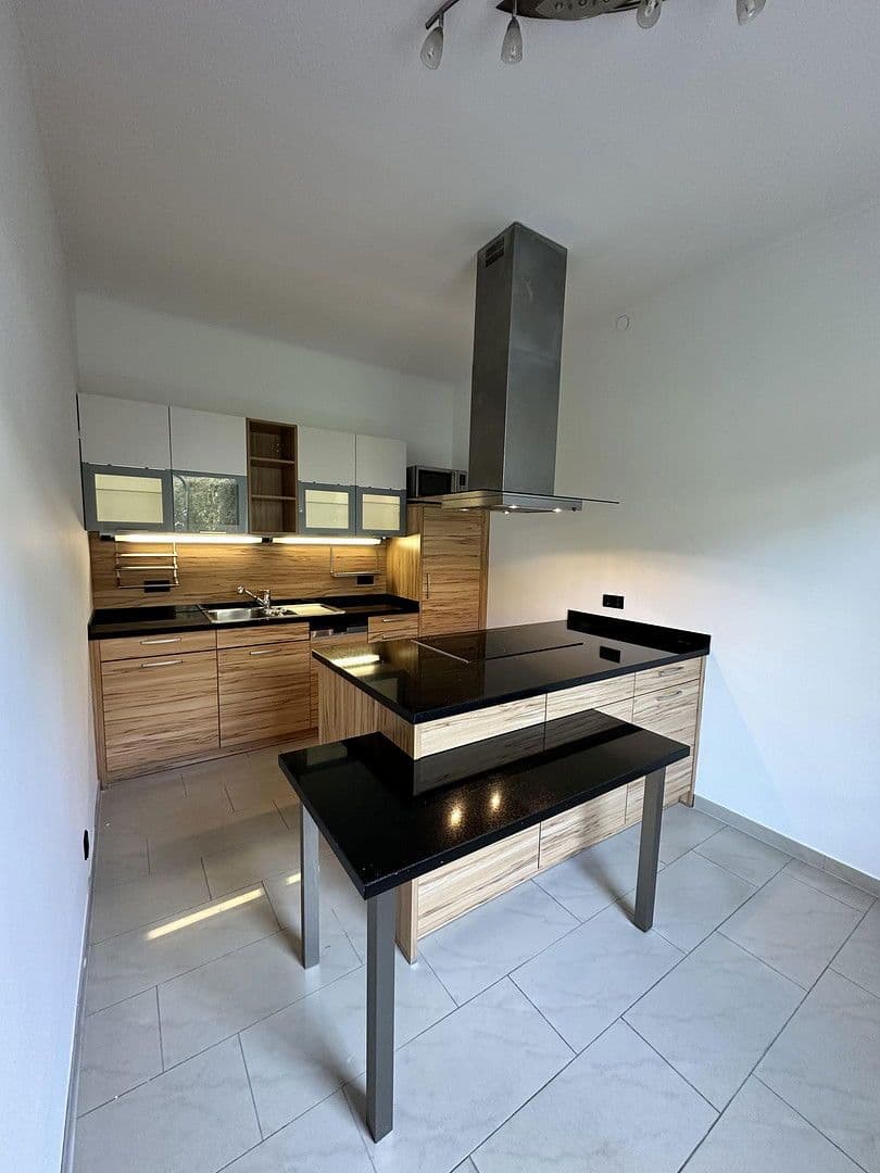 Prenájom domu 100 m², pozemek 600 m², Wetter (Ruhr), Severné Porýnie - Westfálsko Prenájom domu 100 m², pozemek 600 m², Wetter (Ruhr), Severné Porýnie - Westfálsko