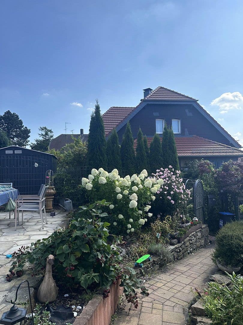 Prenájom domu 100 m², pozemek 600 m², Wetter (Ruhr), Severné Porýnie - Westfálsko Prenájom domu 100 m², pozemek 600 m², Wetter (Ruhr), Severné Porýnie - Westfálsko