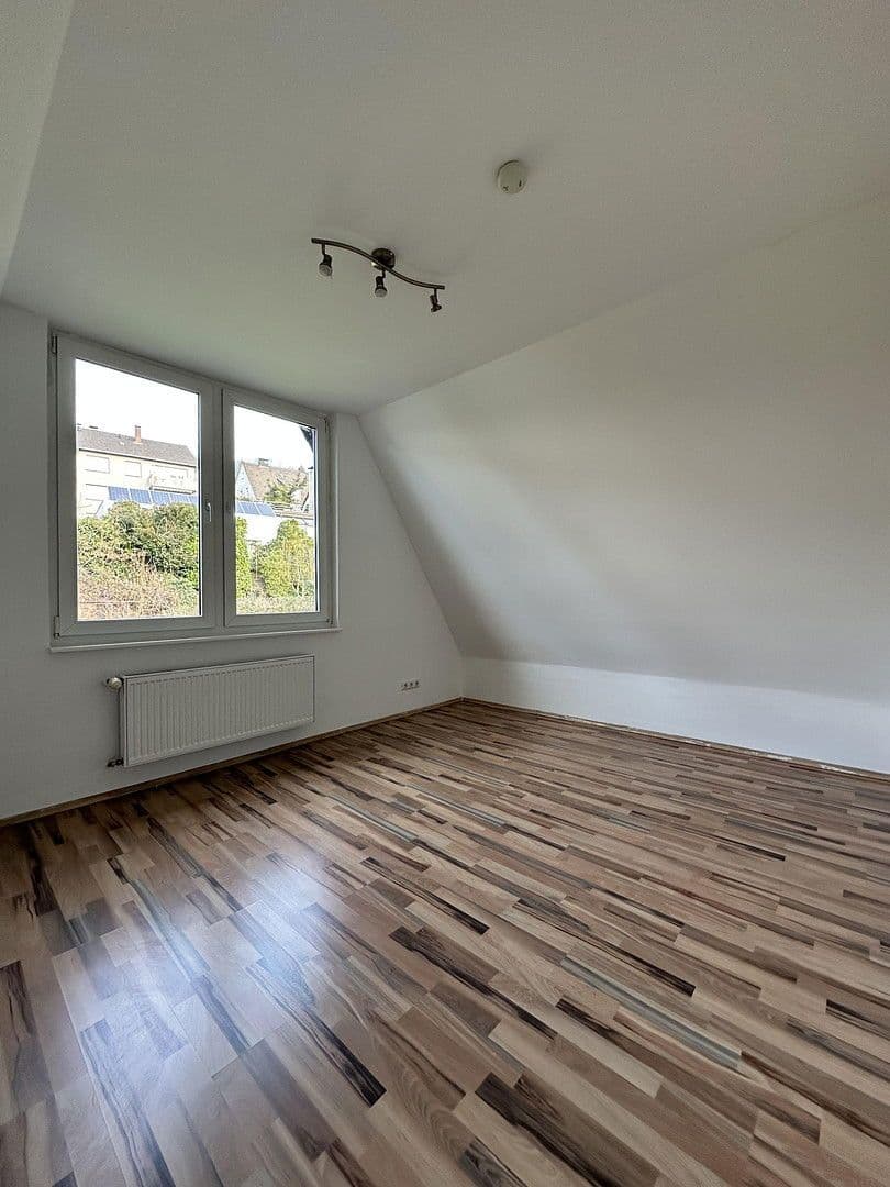 Prenájom domu 100 m², pozemek 600 m², Wetter (Ruhr), Severné Porýnie - Westfálsko Prenájom domu 100 m², pozemek 600 m², Wetter (Ruhr), Severné Porýnie - Westfálsko