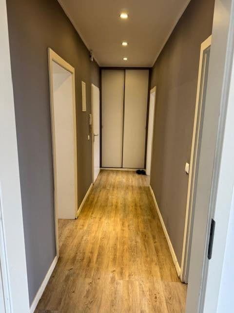 Prenájom bytu 3-izbový 85 m², Am Emmersberg 43, Saarbrücken, Sársko Prenájom bytu 3-izbový 85 m², Am Emmersberg 43, Saarbrücken, Sársko