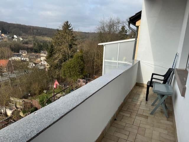 Prenájom bytu 3-izbový 85 m², Am Emmersberg 43, Saarbrücken, Sársko Prenájom bytu 3-izbový 85 m², Am Emmersberg 43, Saarbrücken, Sársko