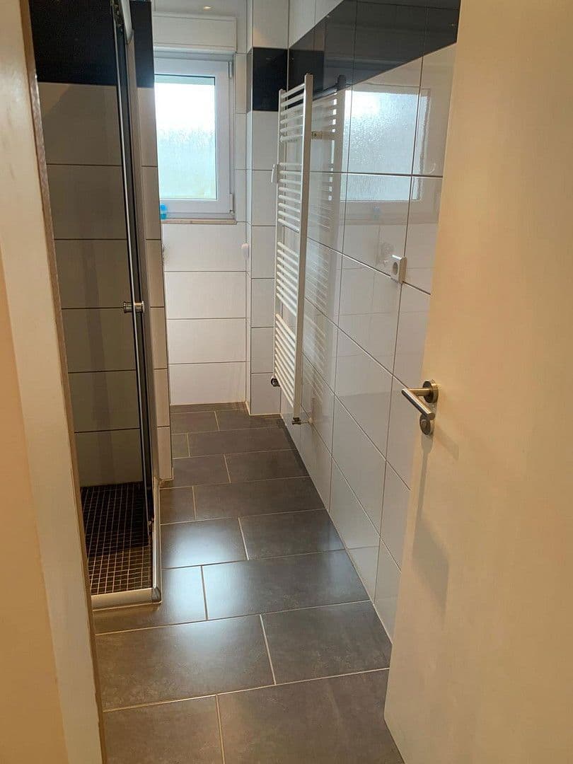 Prenájom bytu 3-izbový 85 m², Am Emmersberg 43, Saarbrücken, Sársko Prenájom bytu 3-izbový 85 m², Am Emmersberg 43, Saarbrücken, Sársko