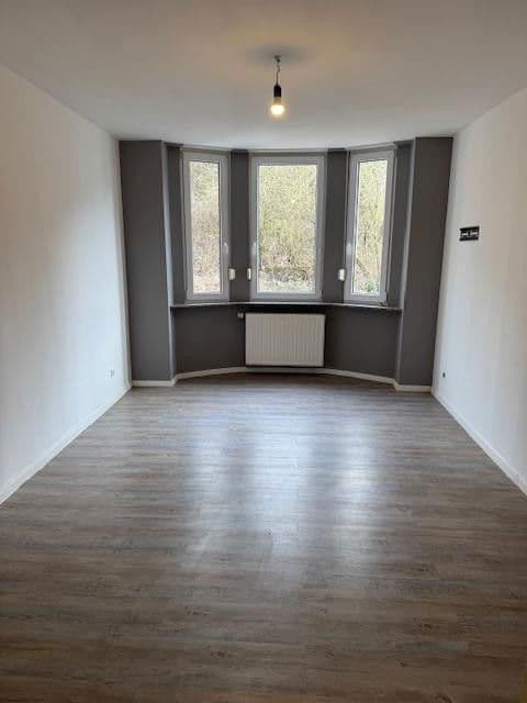 Prenájom bytu 3-izbový 85 m², Am Emmersberg 43, Saarbrücken, Sársko Prenájom bytu 3-izbový 85 m², Am Emmersberg 43, Saarbrücken, Sársko