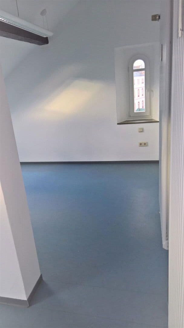 Prenájom kancelárie 76 m², Wendalinusstr. 2, Sankt Wendel, Sársko Prenájom kancelárie 76 m², Wendalinusstr. 2, Sankt Wendel, Sársko