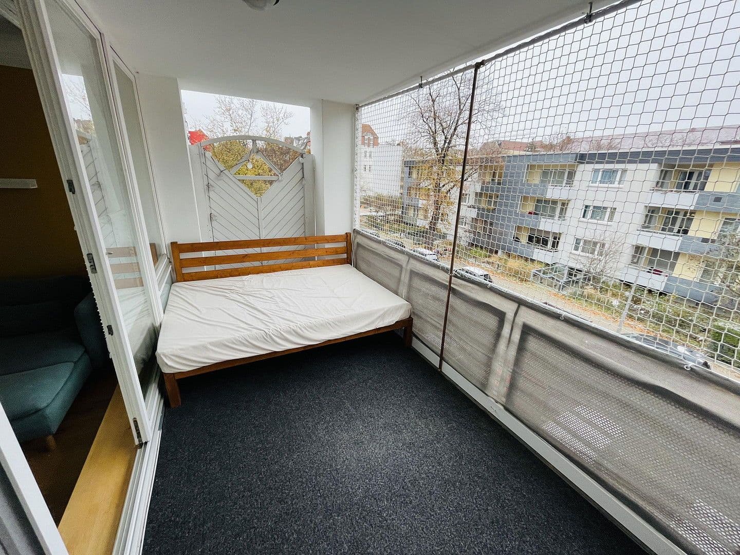 Prenájom bytu 3-izbový 86 m², Machonstraße 44, Berlin, Berlín Prenájom bytu 3-izbový 86 m², Machonstraße 44, Berlin, Berlín
