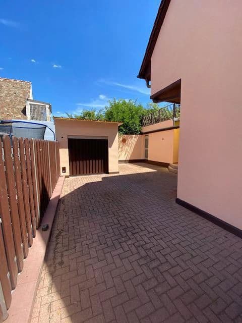 Prenájom domu 90 m², pozemek 250 m², Sackgasse 4, Dittelsheim-Heßloch, Porýnie-Falcko Prenájom domu 90 m², pozemek 250 m², Sackgasse 4, Dittelsheim-Heßloch, Porýnie-Falcko