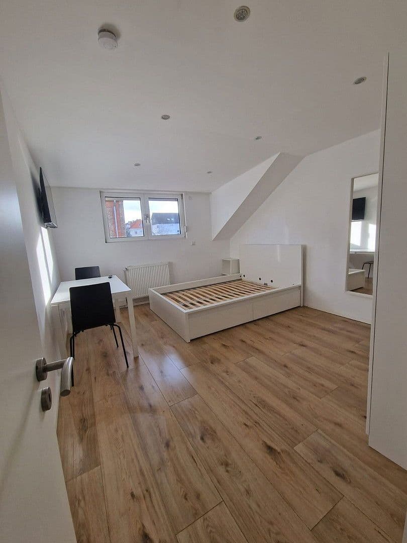 Prenájom bytu 1-izbový 35 m², Pfortenstrasse 18, Frankfurt am Main, Hesensko Prenájom bytu 1-izbový 35 m², Pfortenstrasse 18, Frankfurt am Main, Hesensko