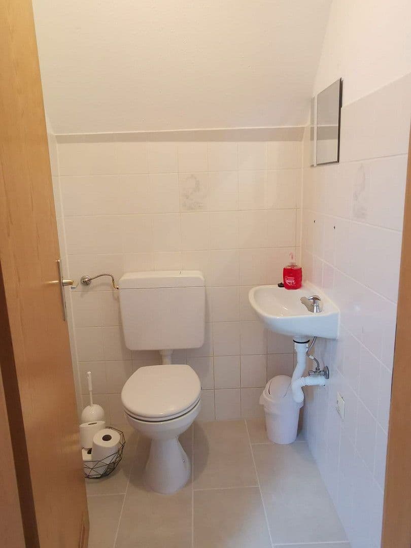 Prenájom bytu 114 m², Bingen, Bádensko-Wurttembersko Prenájom bytu 114 m², Bingen, Bádensko-Wurttembersko