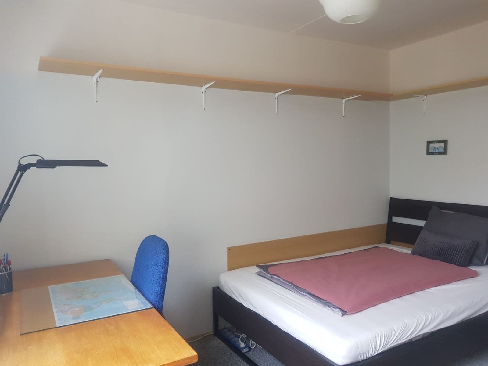 Prenájom bytu 4-izbový 83 m², Španielova, Praha, Praha Prenájom bytu 4-izbový 83 m², Španielova, Praha, Praha