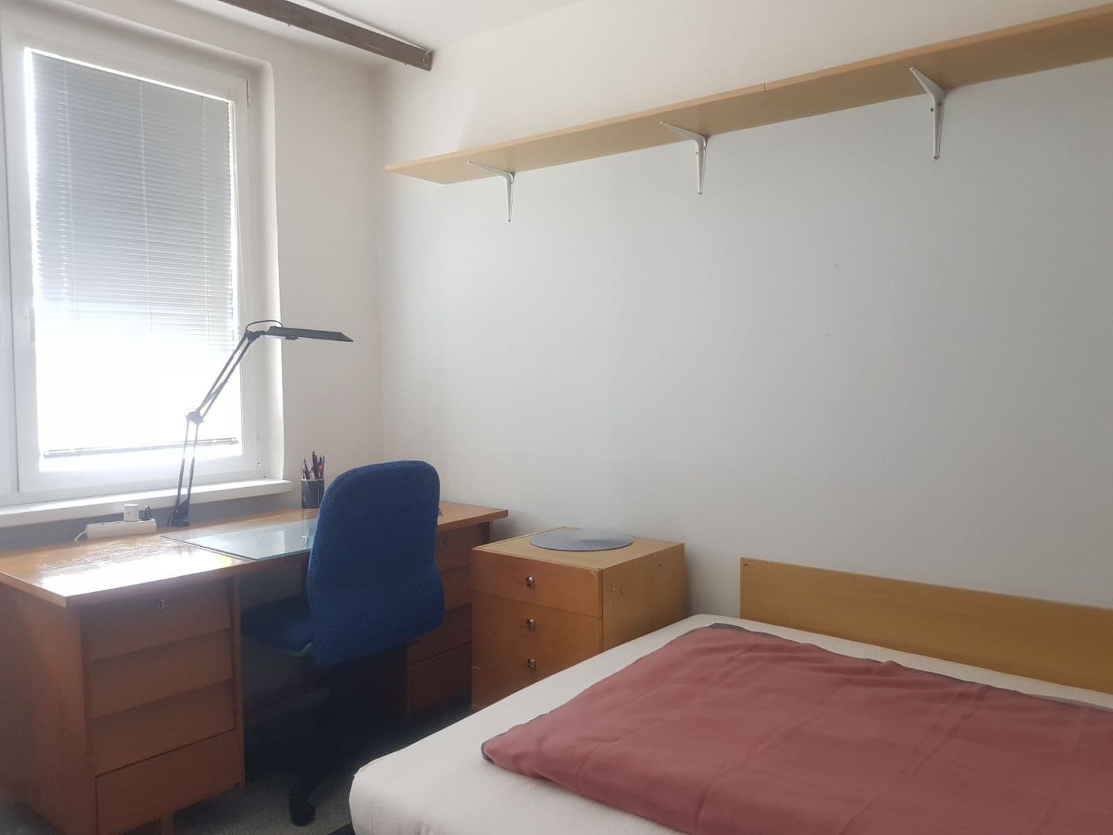 Prenájom bytu 4-izbový 83 m², Španielova, Praha, Praha Prenájom bytu 4-izbový 83 m², Španielova, Praha, Praha