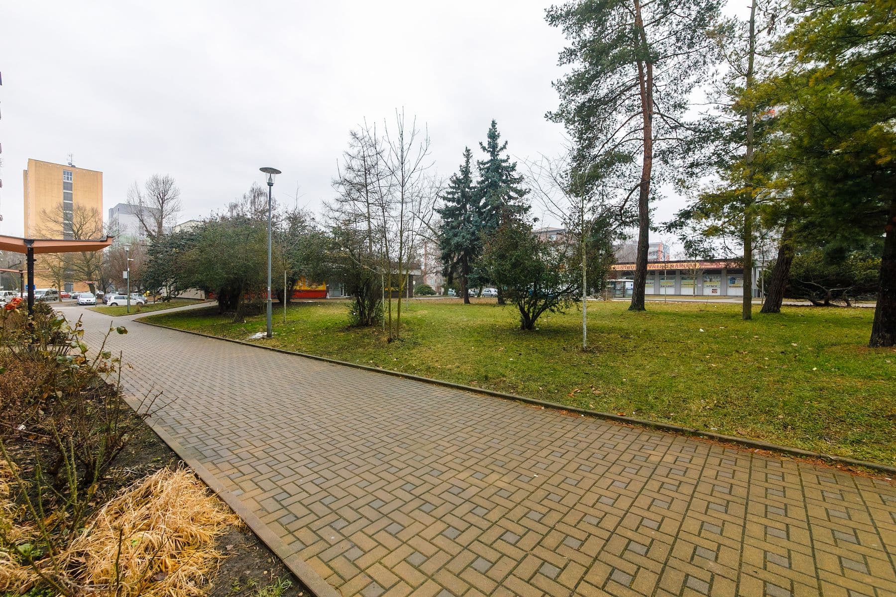 Predaj bytu 2-izbový 55 m², Rumunská, Čelákovice, Středočeský kraj Predaj bytu 2-izbový 55 m², Rumunská, Čelákovice, Středočeský kraj