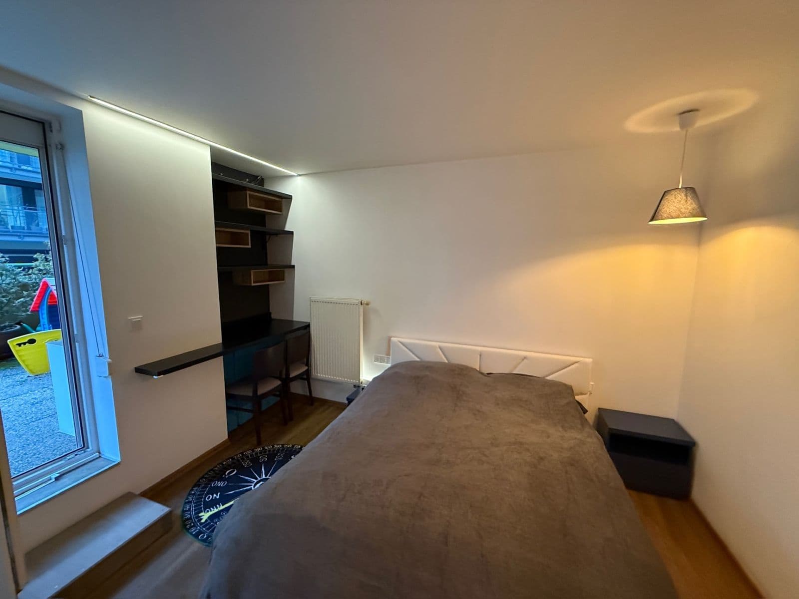 Prenájom bytu 3-izbový 64 m², Františka Kadlece, Praha, Praha Prenájom bytu 3-izbový 64 m², Františka Kadlece, Praha, Praha