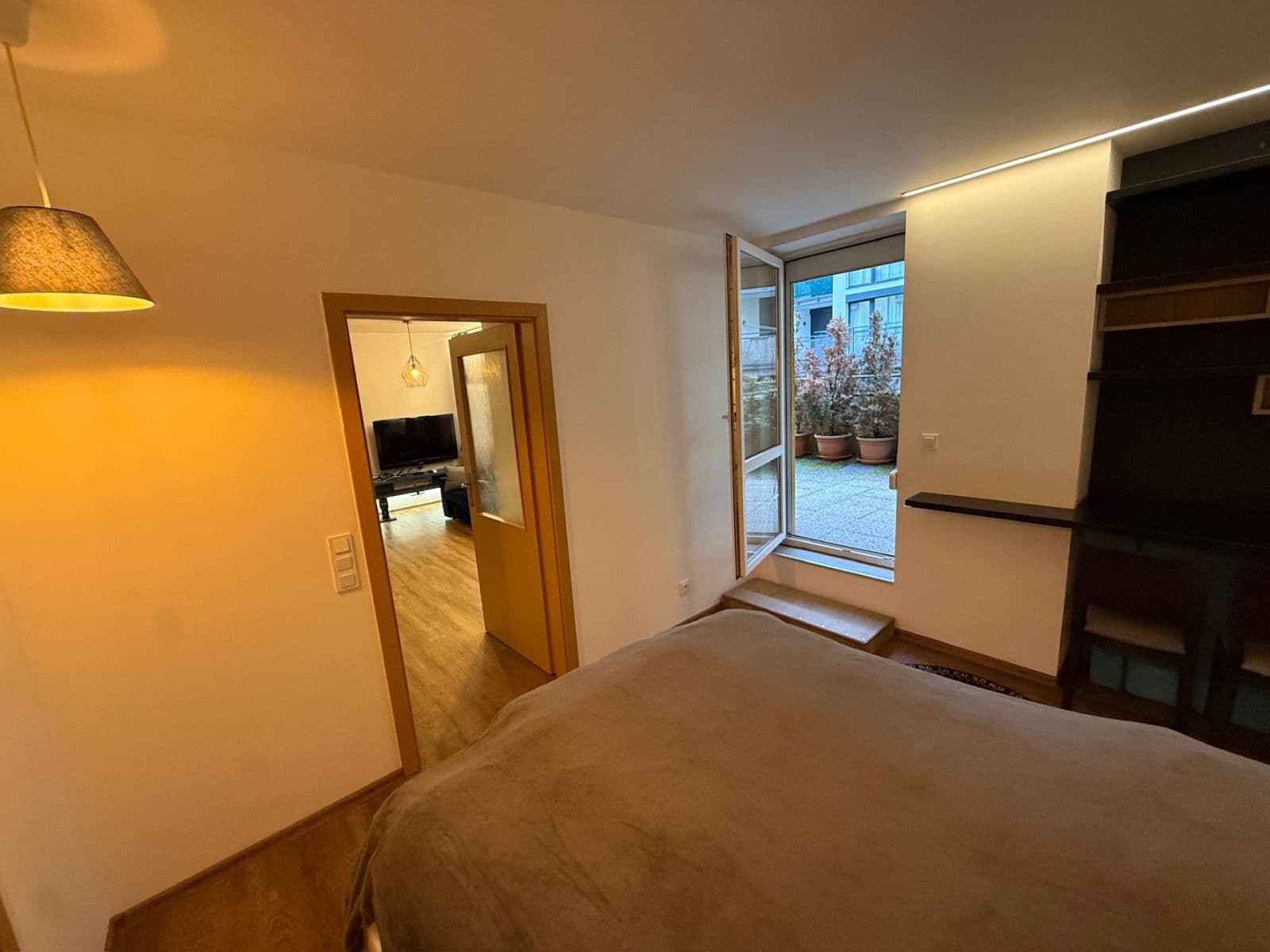 Prenájom bytu 3-izbový 64 m², Františka Kadlece, Praha, Praha Prenájom bytu 3-izbový 64 m², Františka Kadlece, Praha, Praha