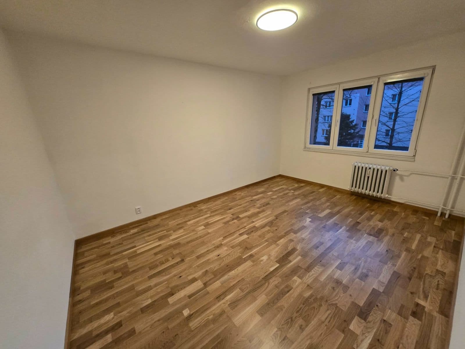 Prenájom bytu 2-izbový 54 m², Beskydská, Frýdek-Místek, Moravskoslezský kraj Prenájom bytu 2-izbový 54 m², Beskydská, Frýdek-Místek, Moravskoslezský kraj