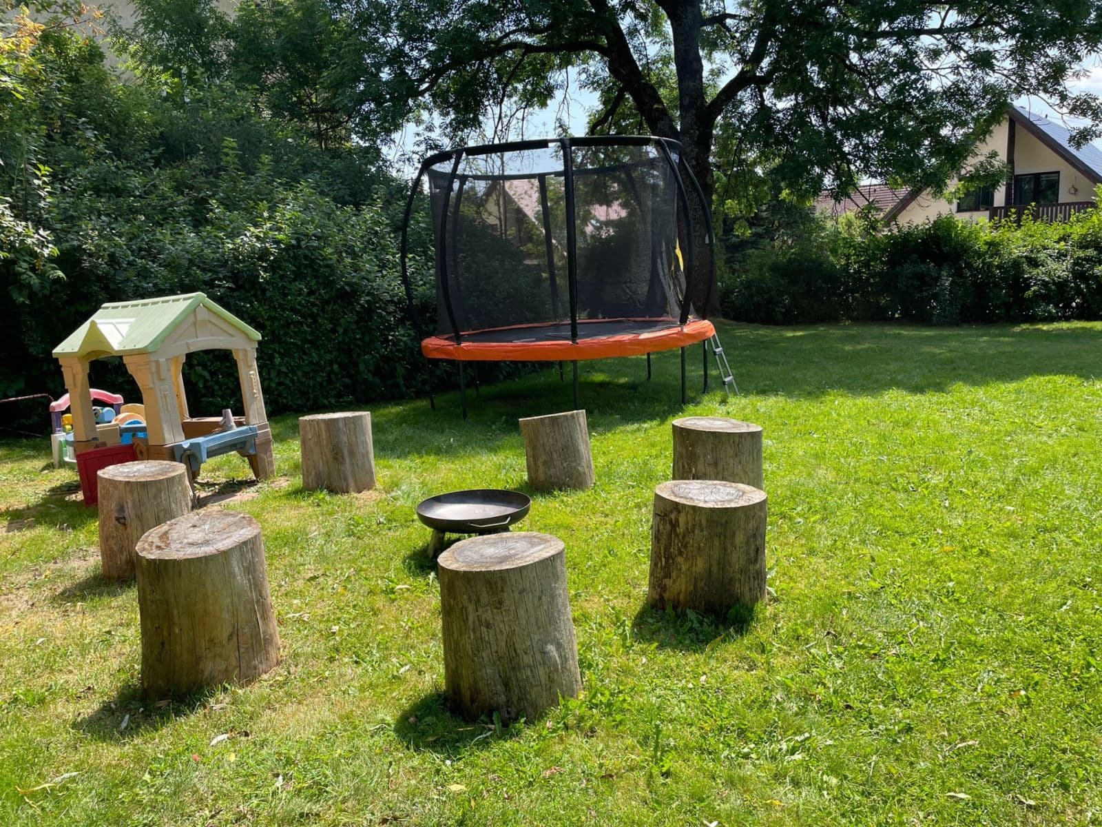 Prenájom bytu 2-izbový 40 m², Palackého, Horní Planá, Jihočeský kraj Prenájom bytu 2-izbový 40 m², Palackého, Horní Planá, Jihočeský kraj