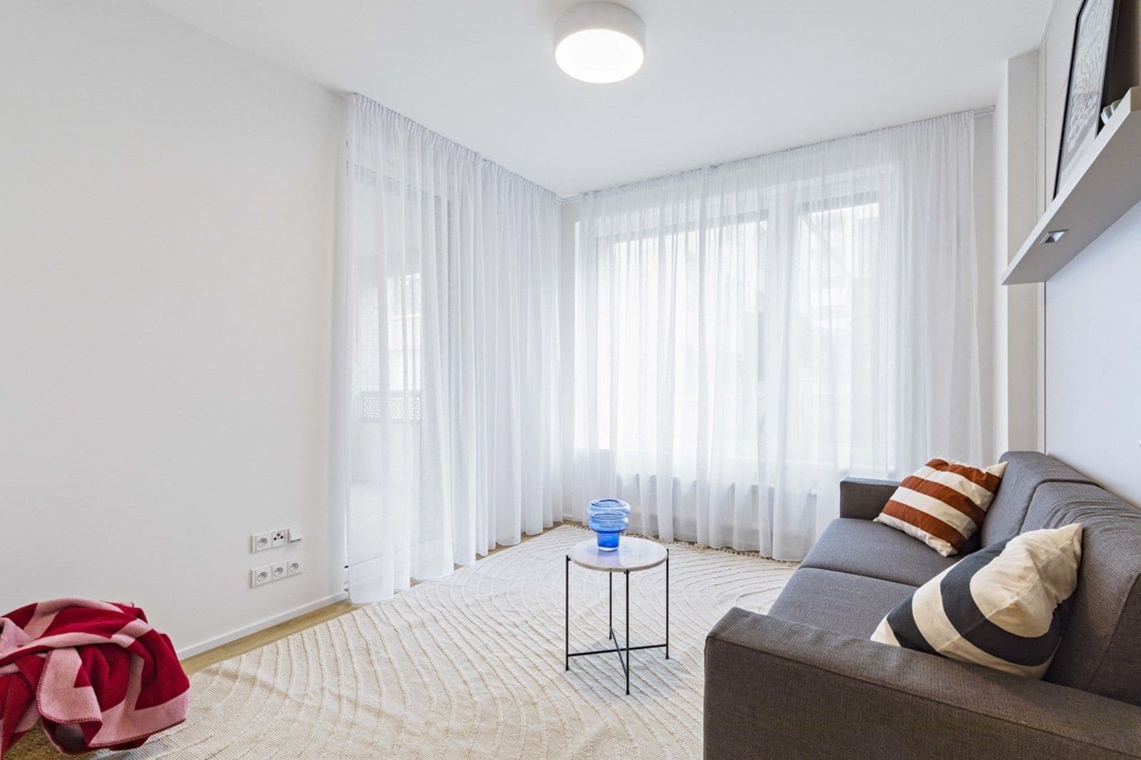 Prenájom bytu 3-izbový 61 m², U Pergamenky, Praha, Praha Prenájom bytu 3-izbový 61 m², U Pergamenky, Praha, Praha