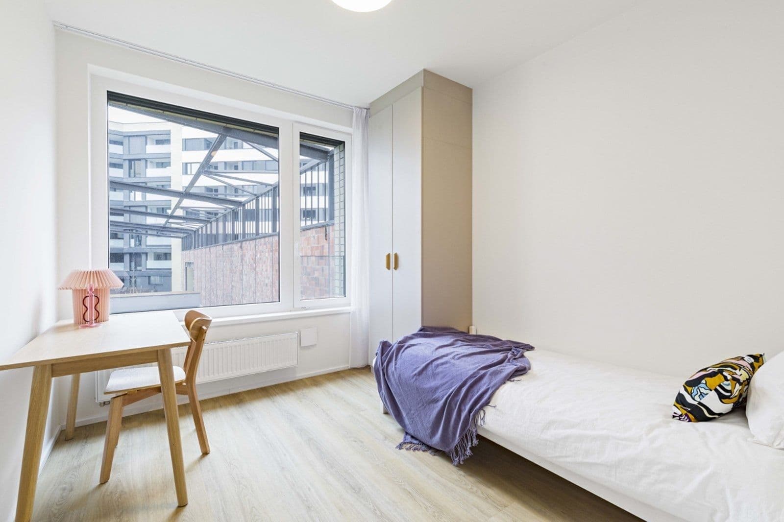 Prenájom bytu 3-izbový 61 m², U Pergamenky, Praha, Praha Prenájom bytu 3-izbový 61 m², U Pergamenky, Praha, Praha