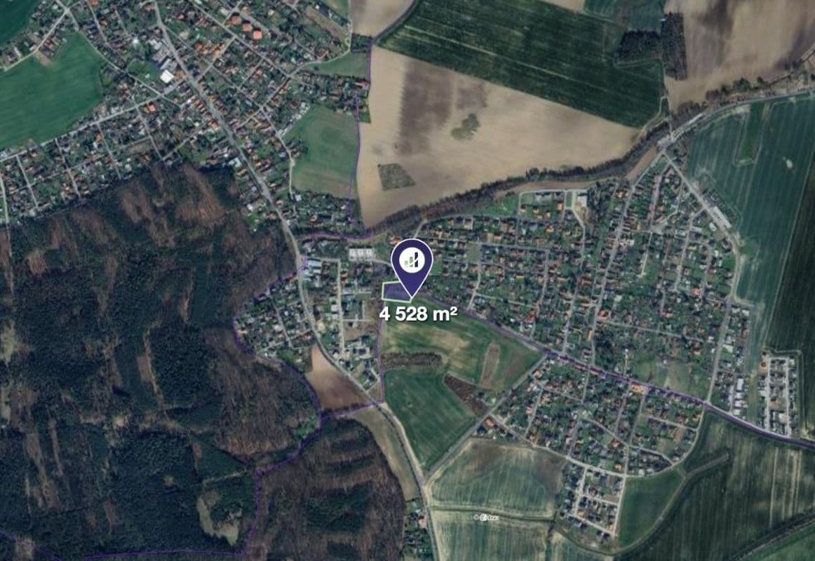 Predaj pozemku 4.528 m², Úvaly, Středočeský kraj Predaj pozemku 4.528 m², Úvaly, Středočeský kraj