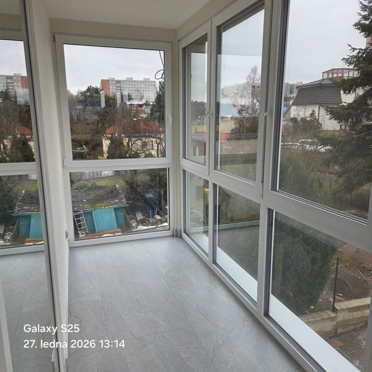 Prenájom bytu 2-izbový 73 m², Podohradská, Praha, Praha Prenájom bytu 2-izbový 73 m², Podohradská, Praha, Praha